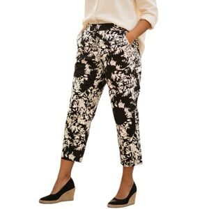 New York & Company 8 Black & White Printed Cropped Pants Office Casual